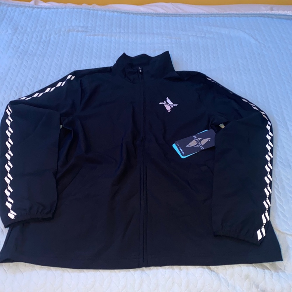 Skechers black windbreaker jacket size M and L